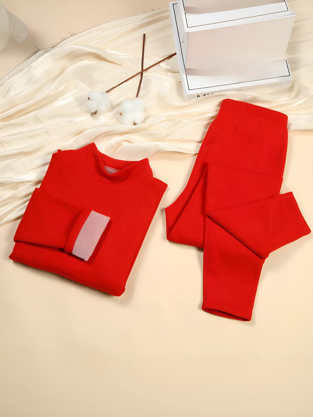 Bright red, women's, camel