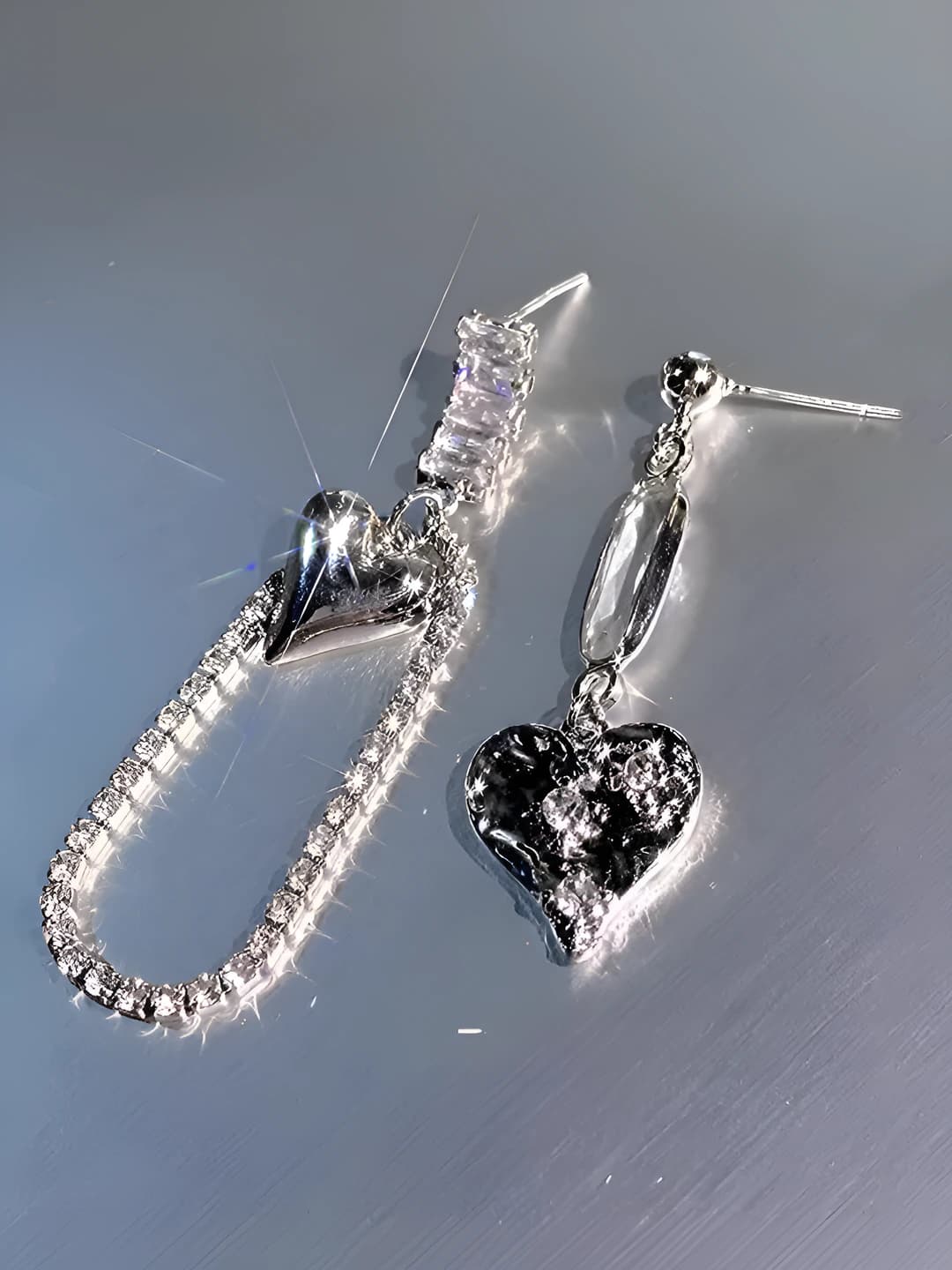 Серьги-цепочка сердечко