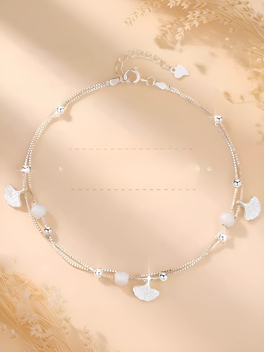 Women's ginkgo leaf bracelet with plating in light luxury style