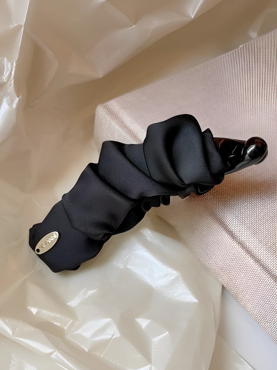 Qora, asosiy qisqich 10 cm