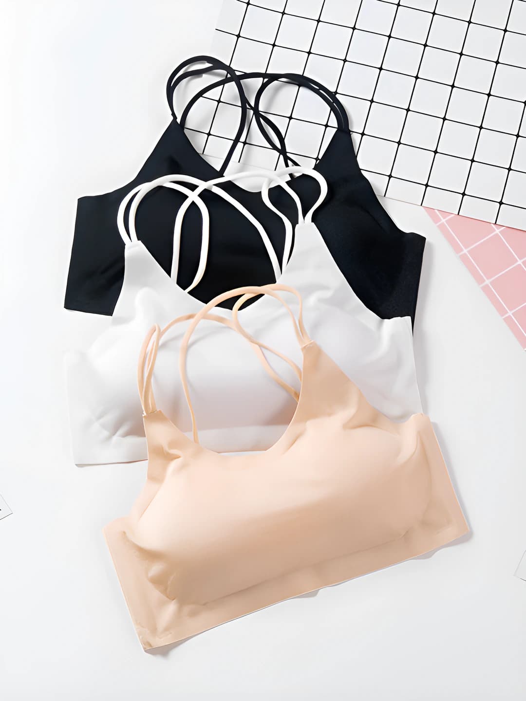 Women's summer ice-silk fabric seamless tank top camisole with built-in cups, breathable, moisture-wicking, push-up, lift, open back, anti-exposure, tank top style, sexy style, thin molded cups, main fabric share 87%