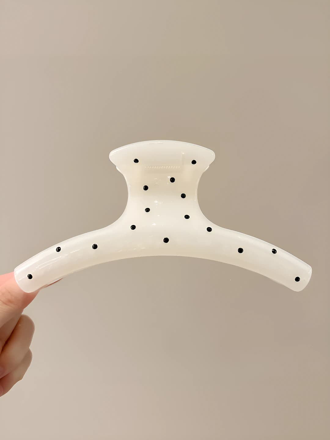 White, polka dot, 15 cm