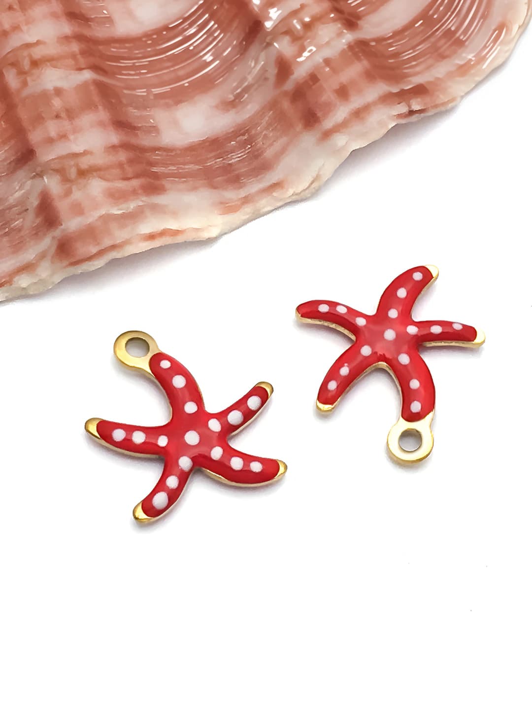 1 pc, small, gold, red, star, 10x10mm, 0.2g