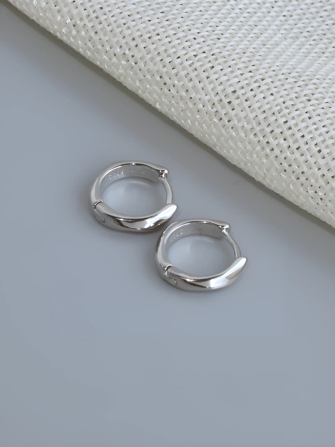 Silver rings 1 pair