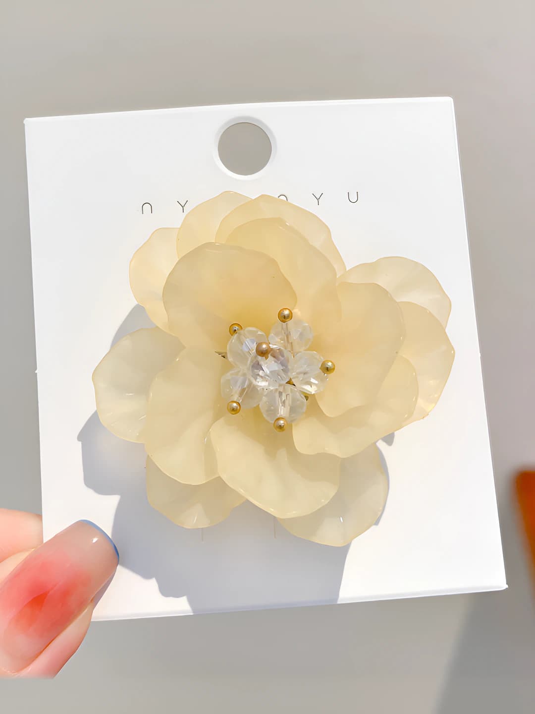 5# yellow camellia (approx. 5cm)