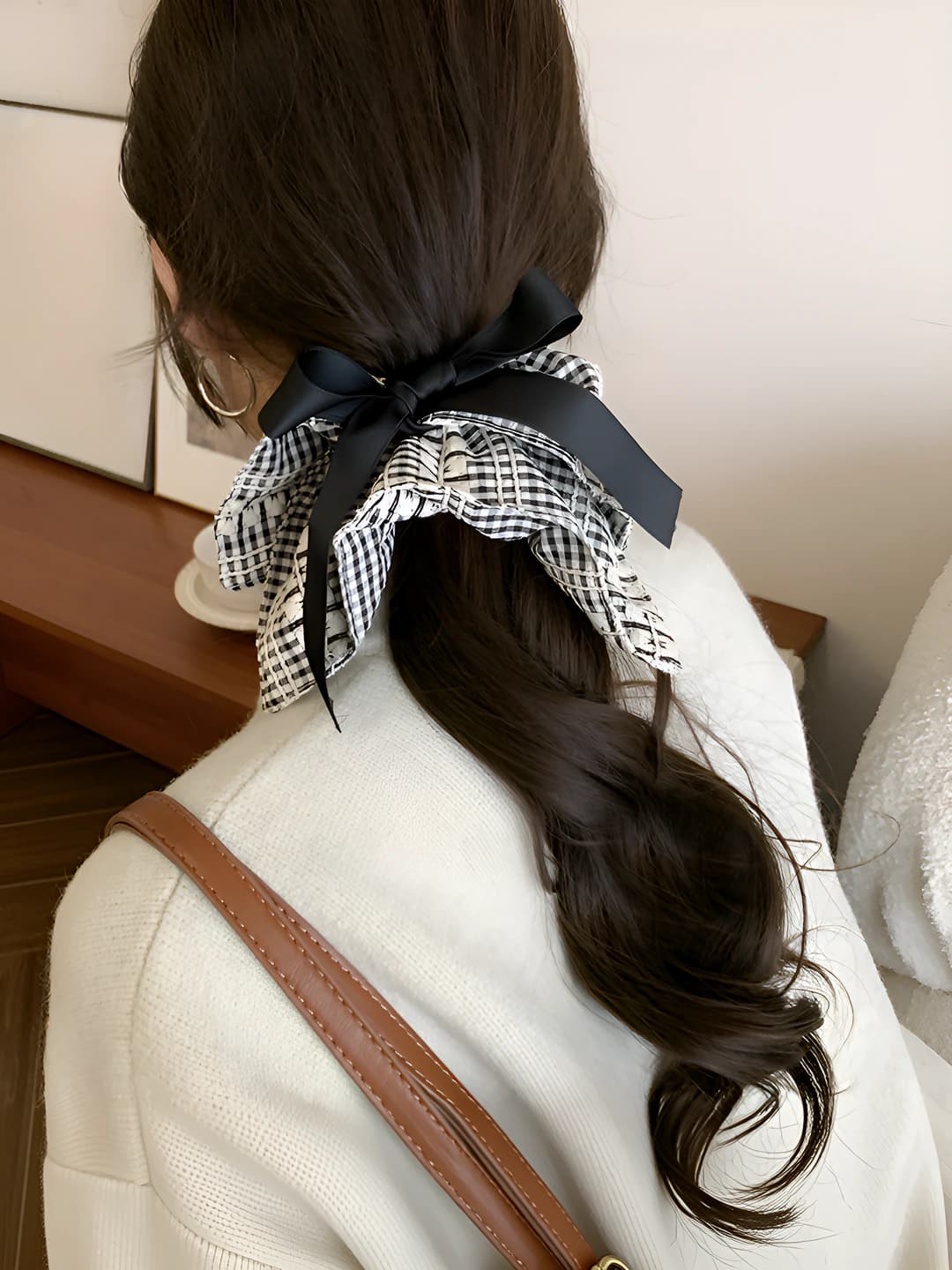 Women's Korean style hair tie with black and white checkered pattern and bow, loose fit, large size