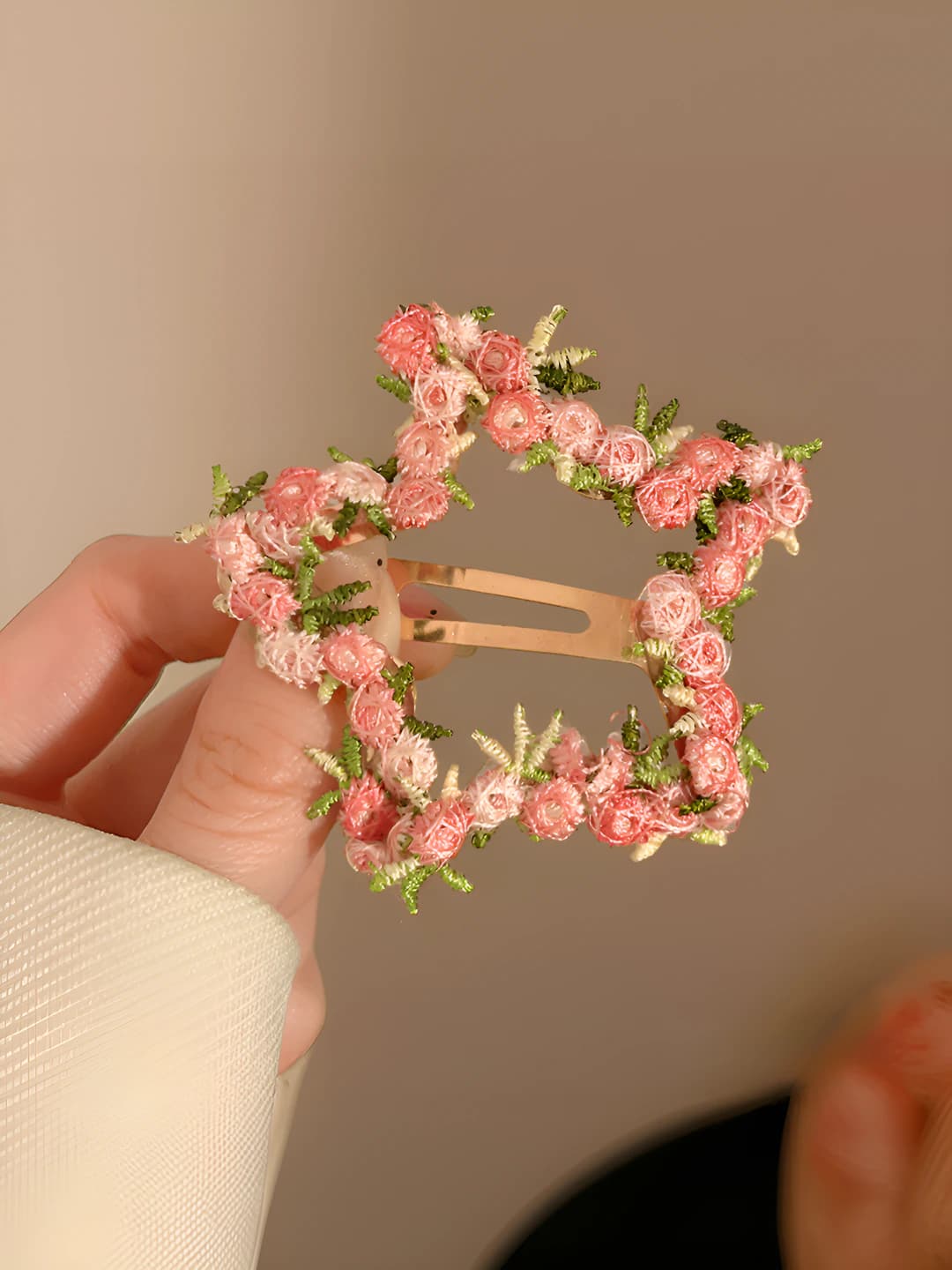 Floral, lace, star BB, 6 cm