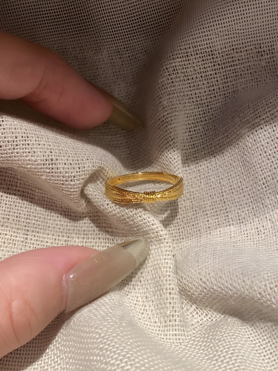 JZ-876-Crossed ring