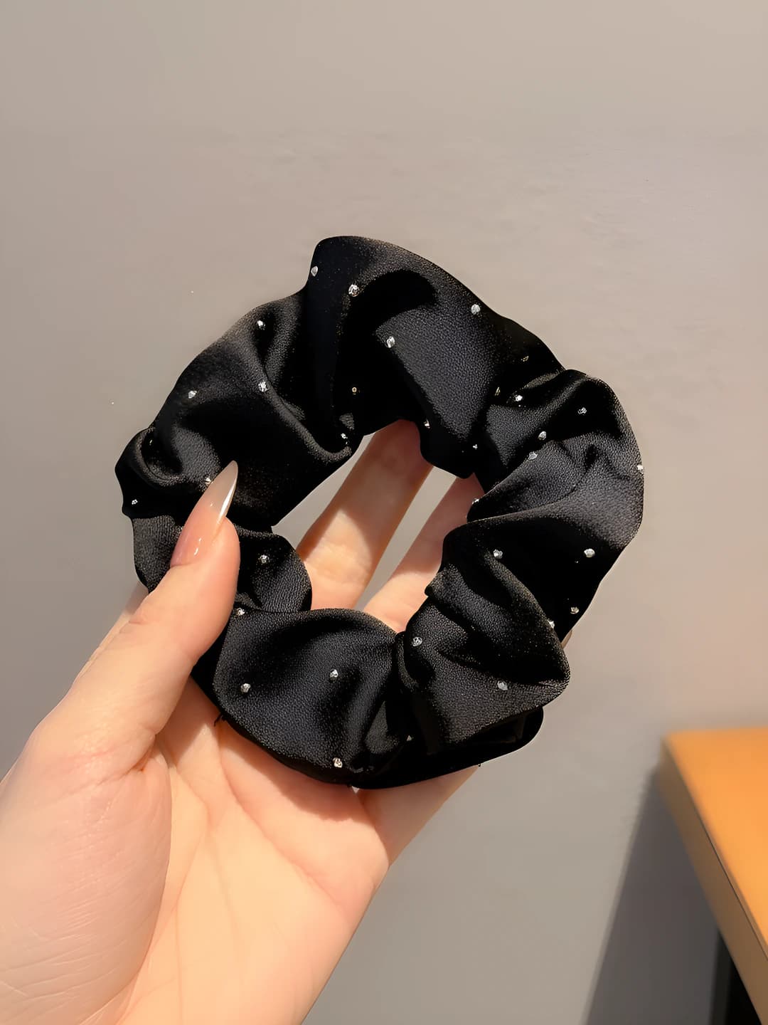 1# Medium black rhinestone - 9 cm