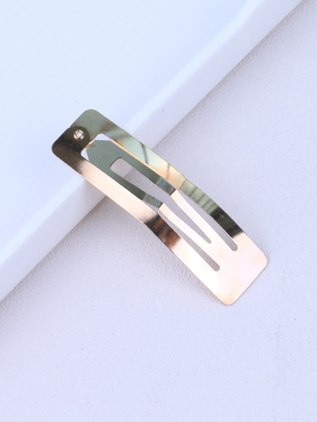 5 cm square gold