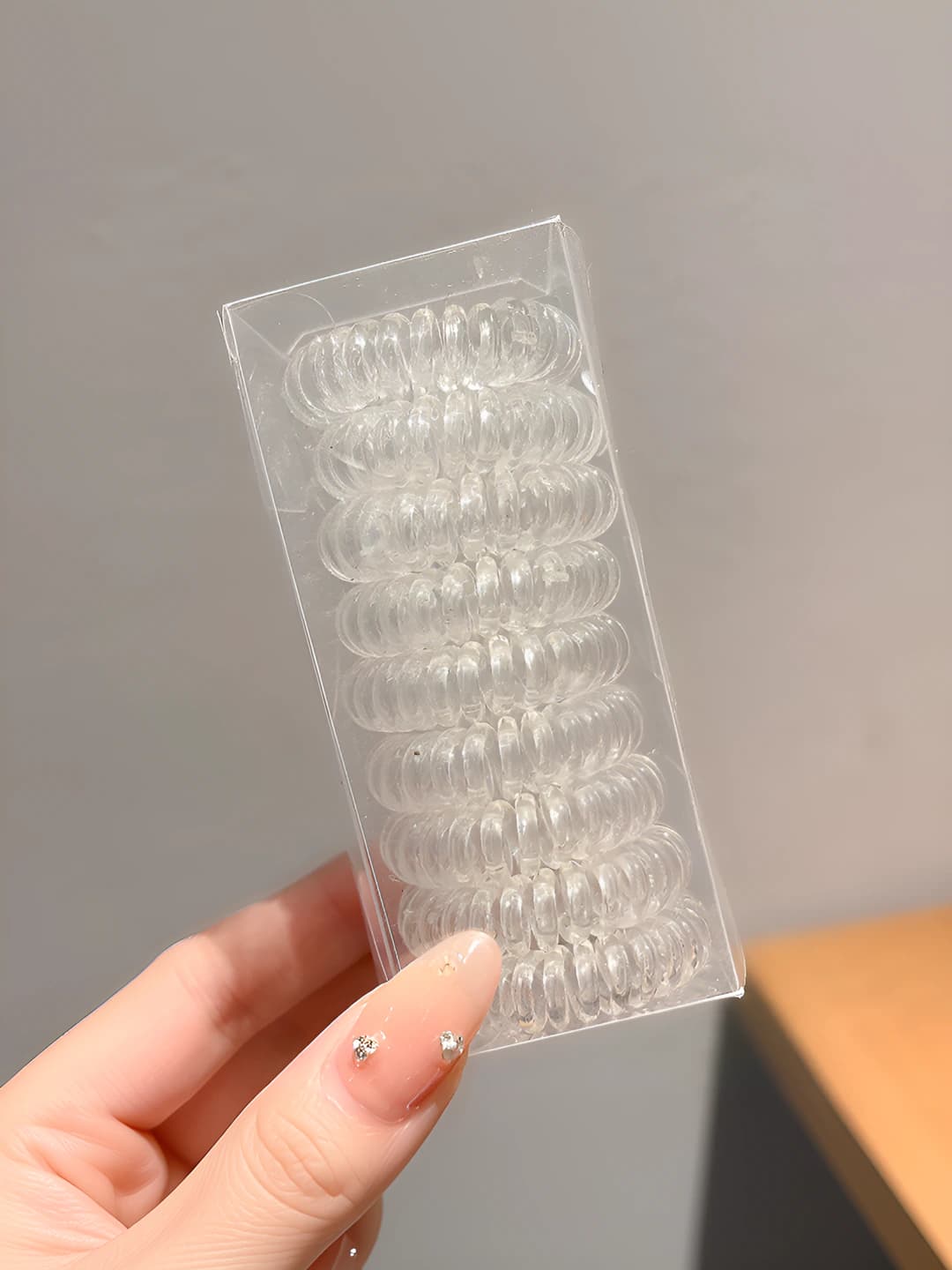 5# Clear white-9 pcs box ~4 cm