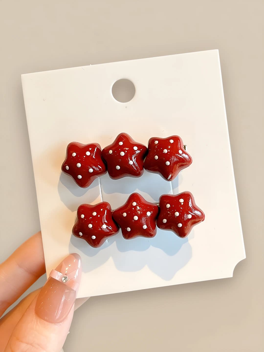 Wine red star 4.5 cm