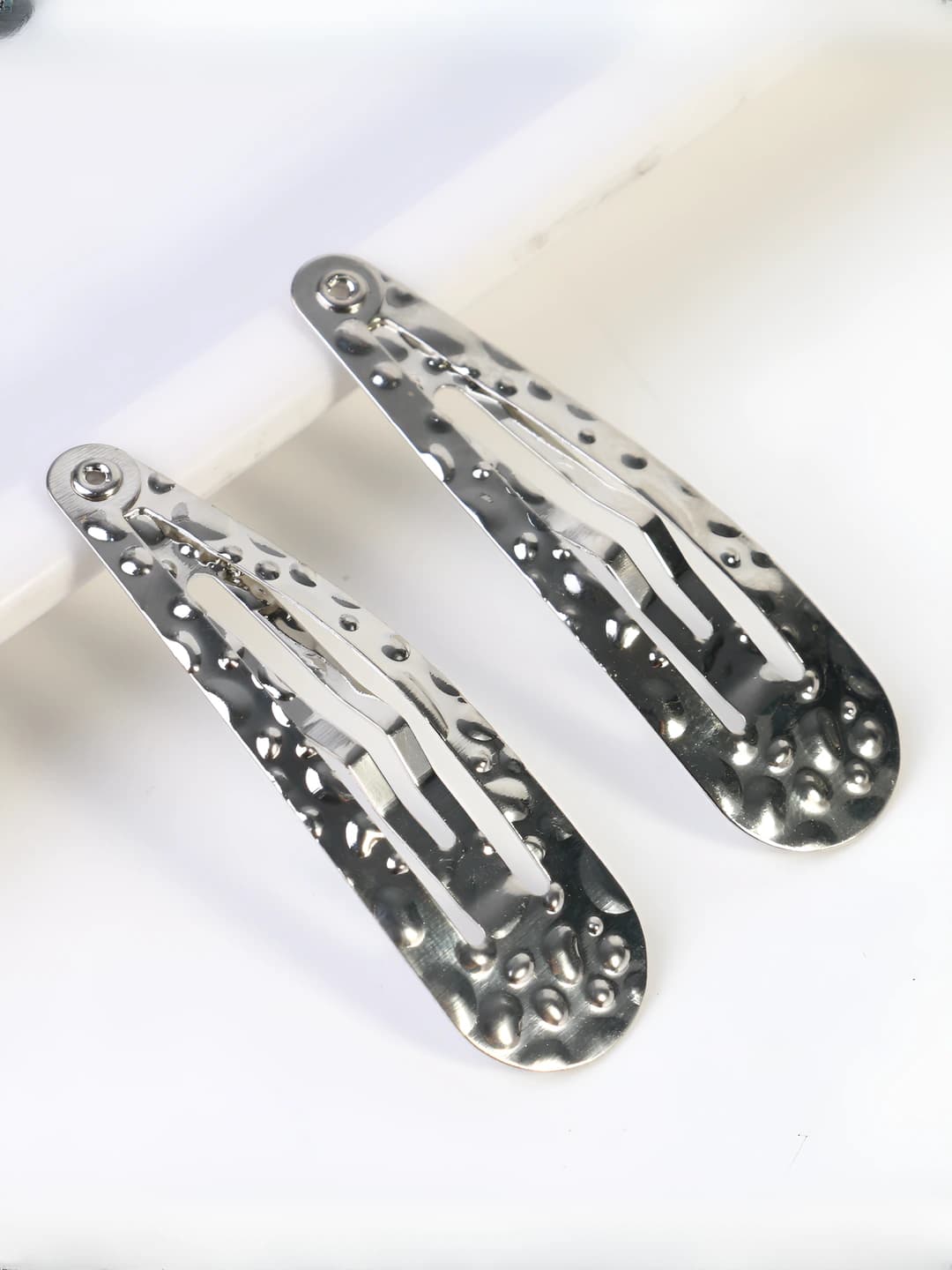 5 cm Silver embossed