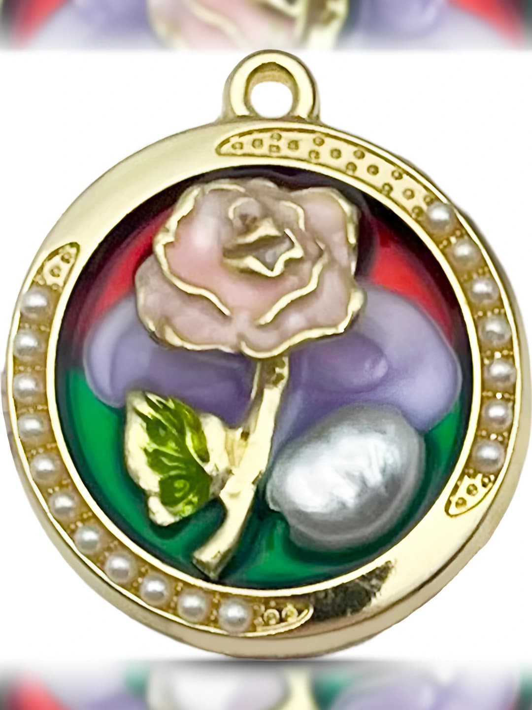 Фиолетовая роза с золотом и жемчугом 28x24mm-4.35g