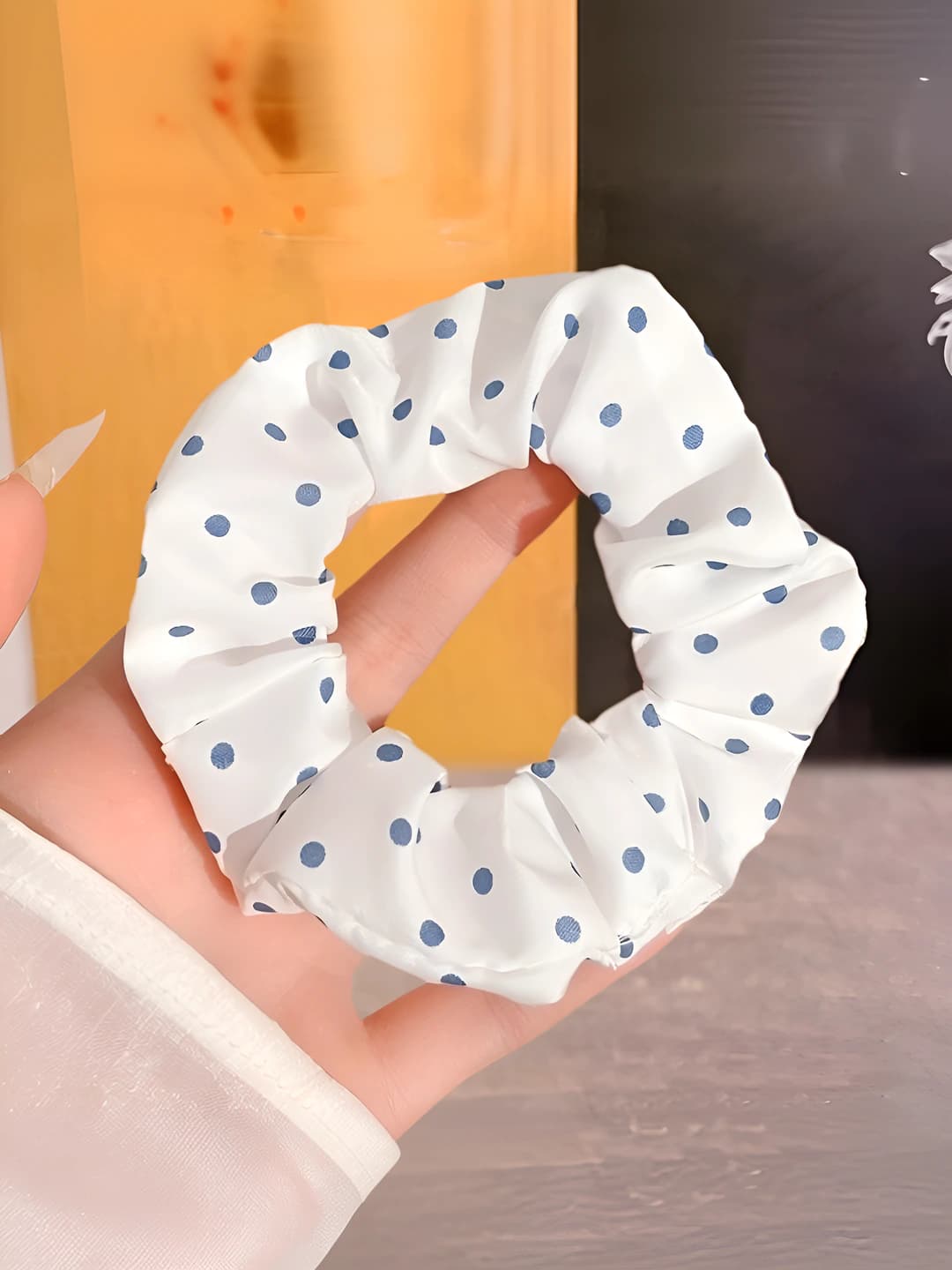 4# White with blue dots 9cm