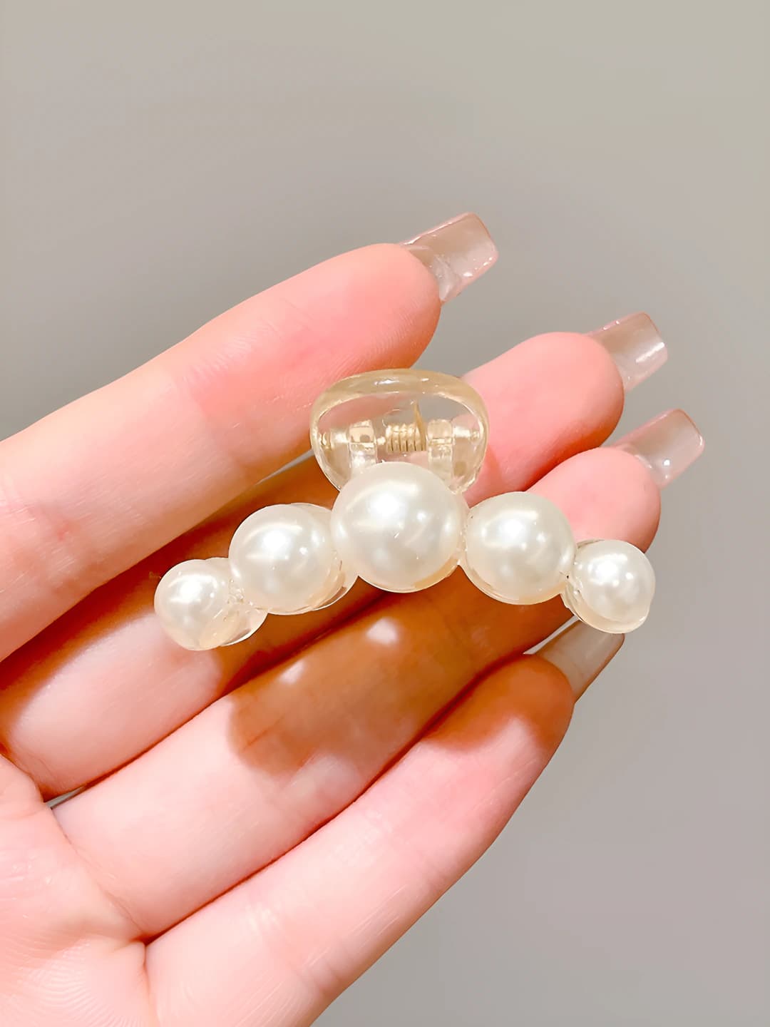 8# Small clear pearl hair clip 4*10