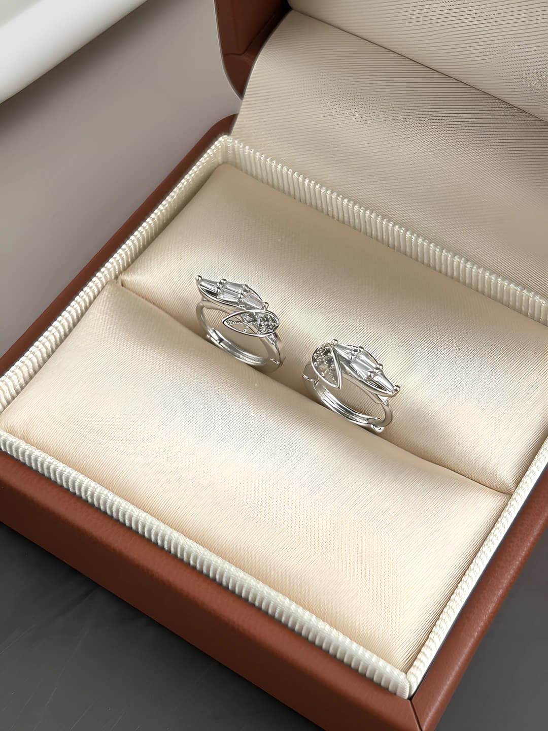 S3607-1 Leaf ear clip