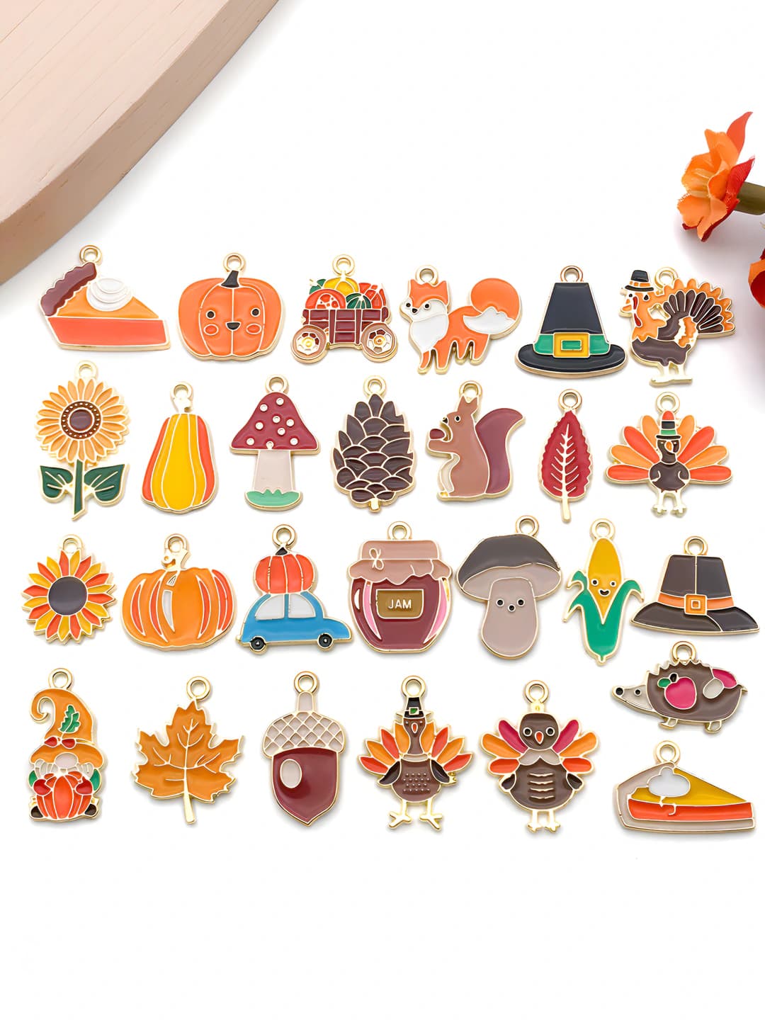 Enamel alloy charms for women: 27 pcs with pumpkin, harvest, squirrel, turkey and fox patterns for Thanksgiving