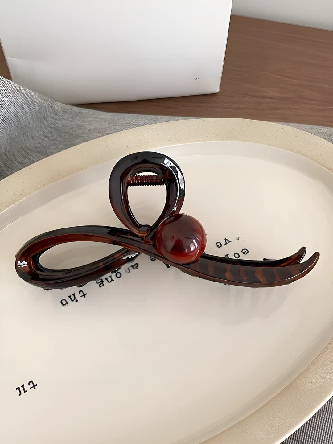 4# Caramel, large clip, 13 cm
