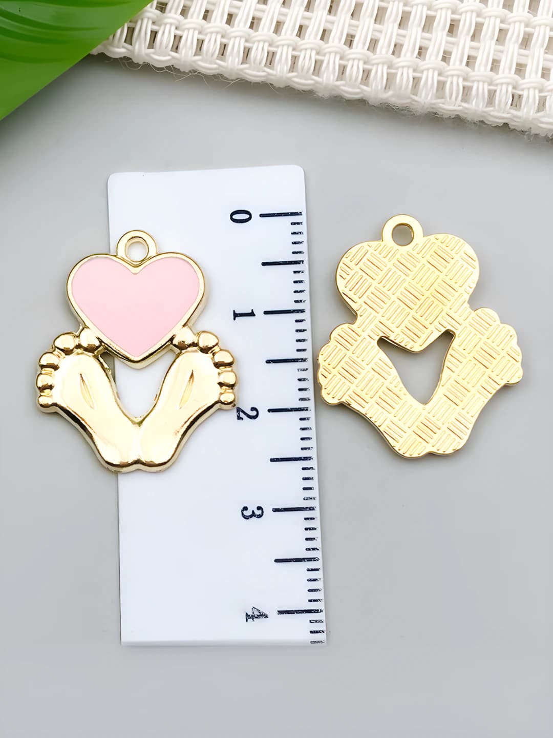 1 шт розовый сердечко детский след 25x21mm-2.9g