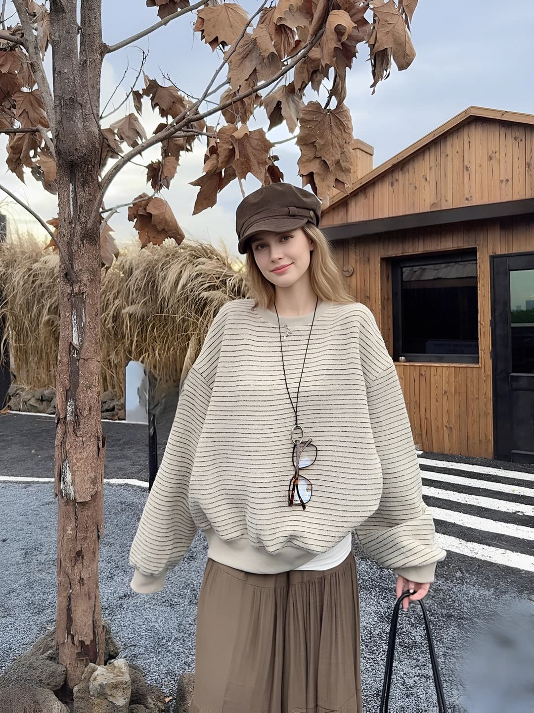Women's crew neck sweatshirt, retro striped, loose fit, long sleeve, casual style, autumn 2026