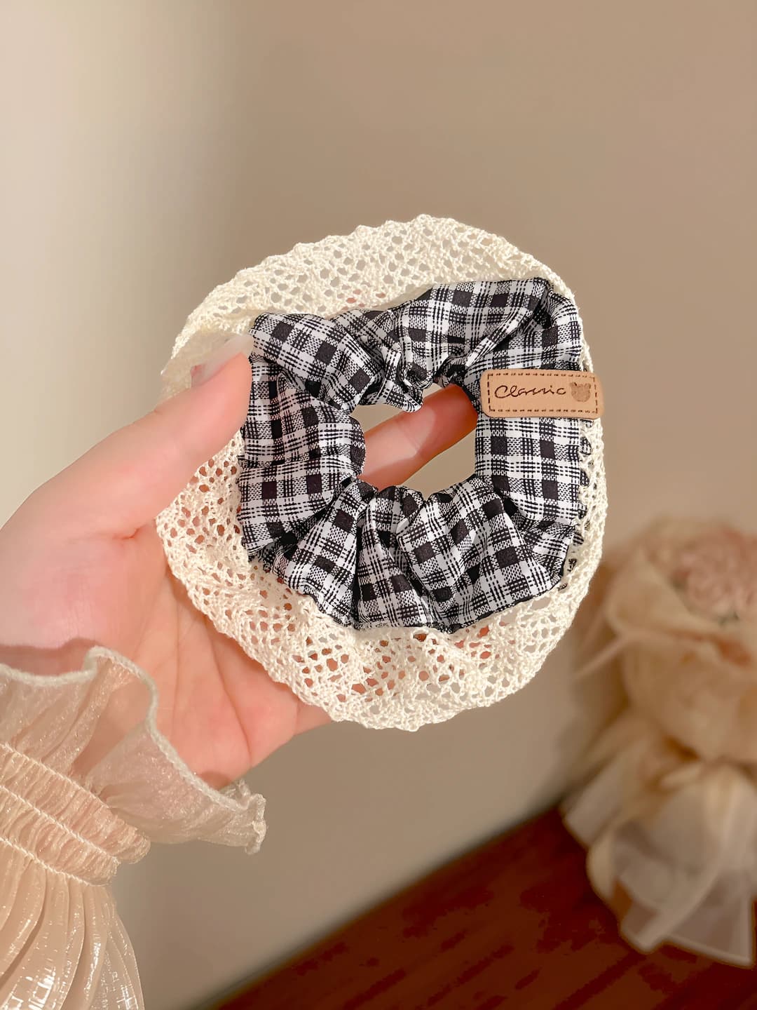 10# Black-white plaid