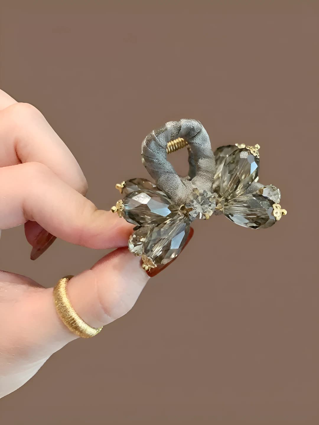 3# Kulrang kristal kichik qisqich ~4.5 sm
