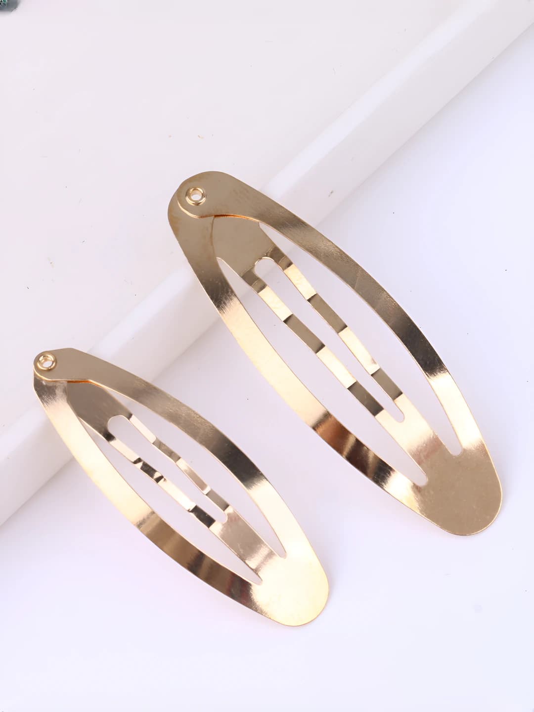 6 oval, gold