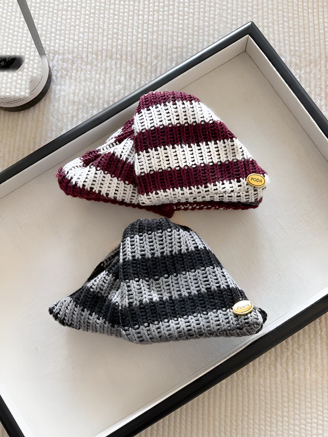 Women's autumn-winter knitted triangular hair clip in striped fabric