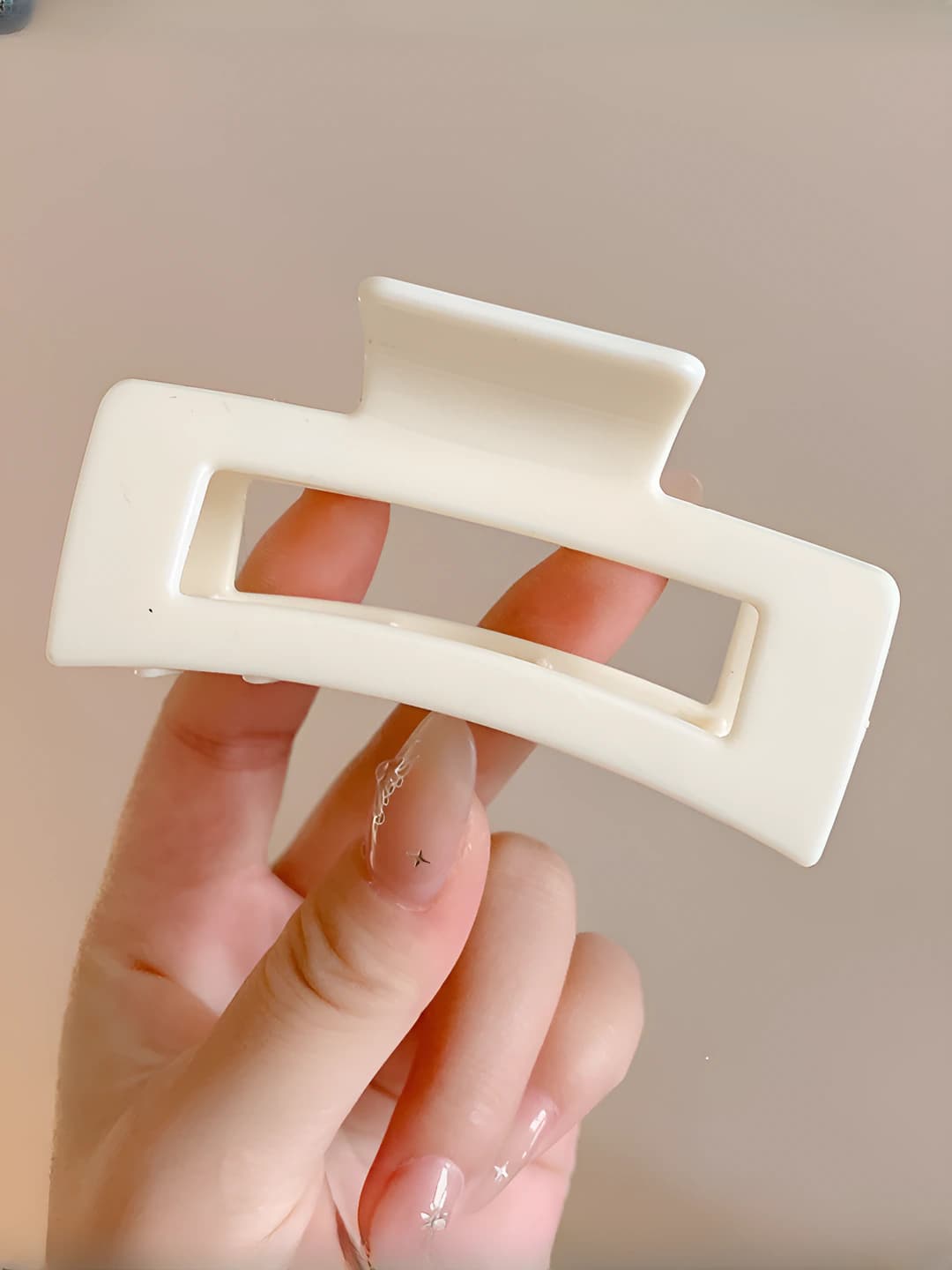8#Glossy cream white 8.5 cm