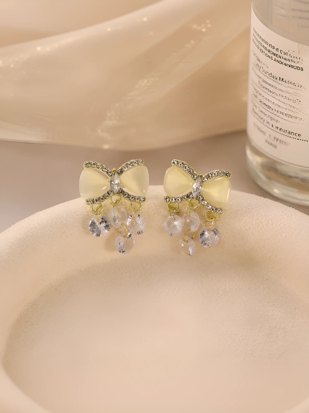 17# Tassel cat-eye ribbon earrings