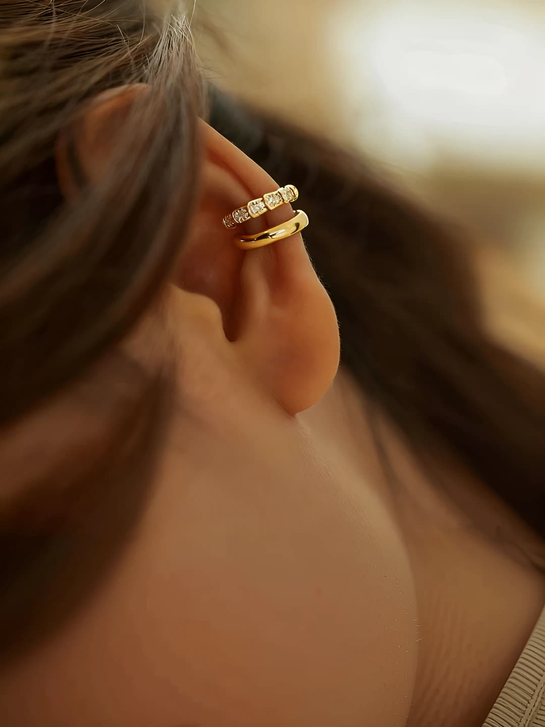 Women's retro style open gold snake design ear cuff