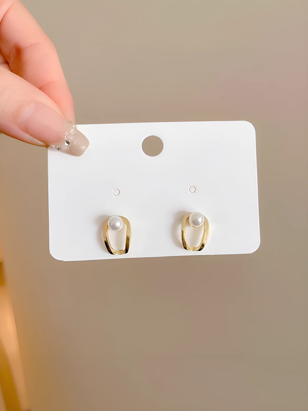 1# Elegant pearl earrings - silver gold