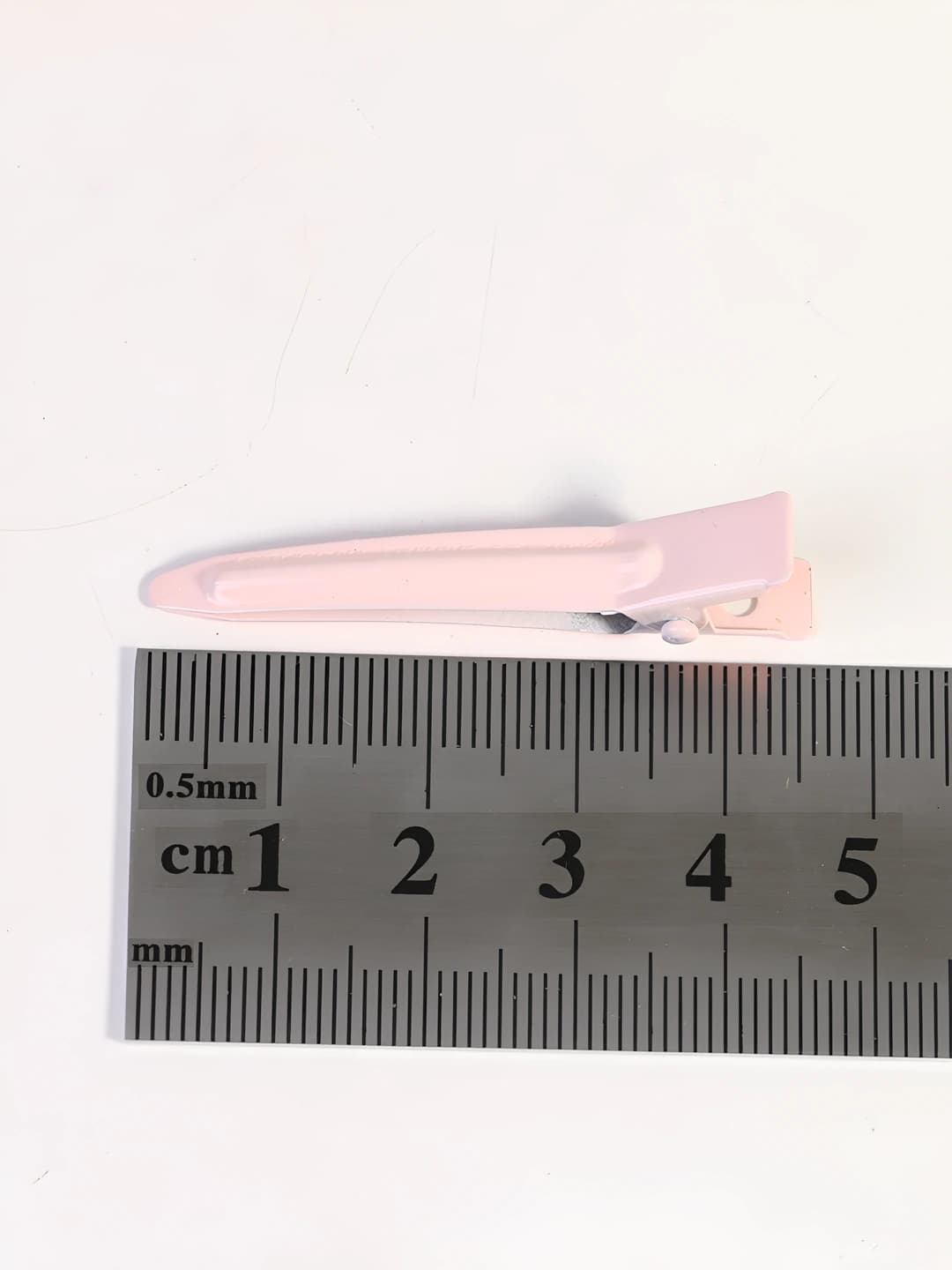 4.5cm single prong clip pink