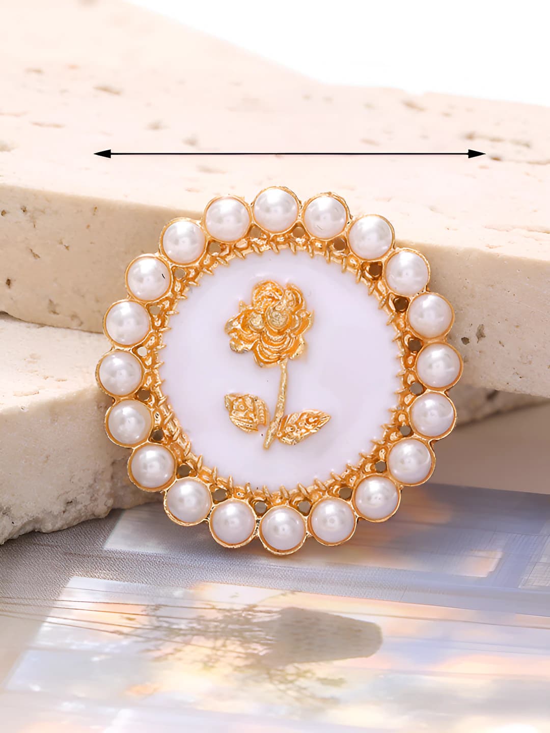 D2621 Pearl rose White