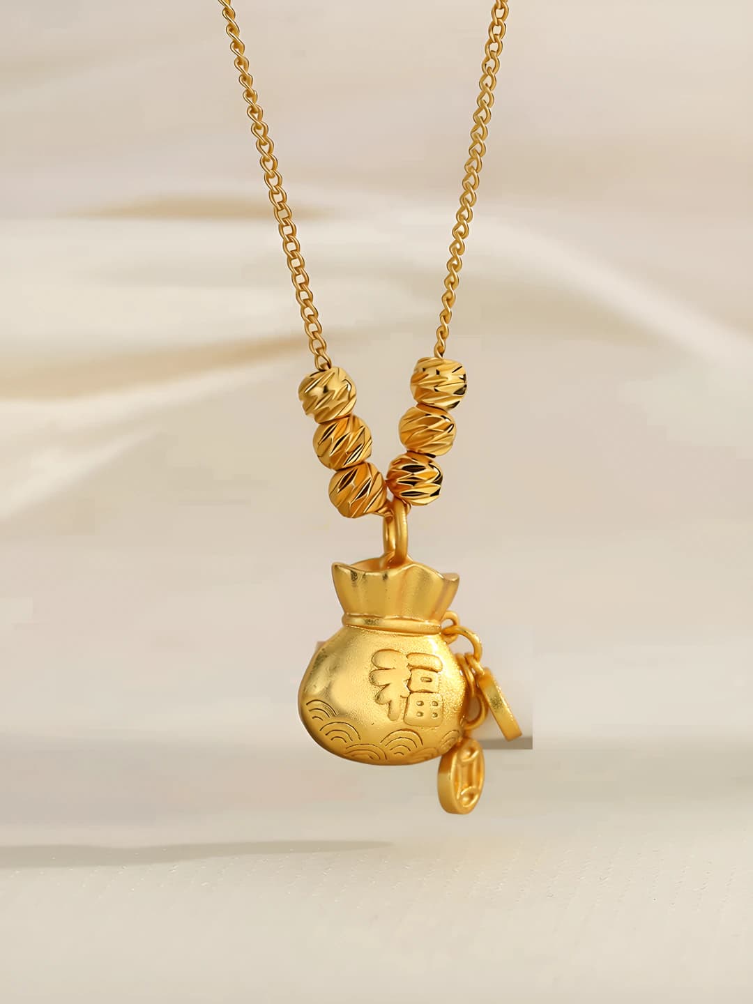 Women's gold-colored pendant necklace: Fudai design element, geometric shape, dark style, 40 cm + 5 cm extension chain