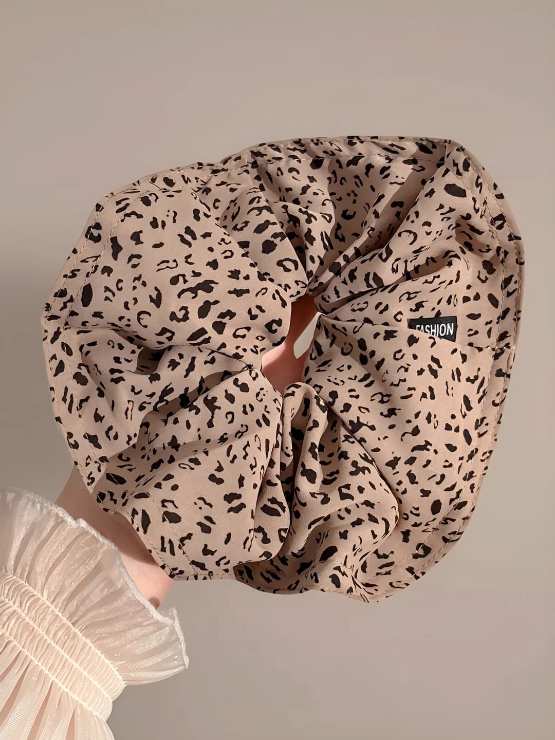 Light coffee leopard approx 18 cm