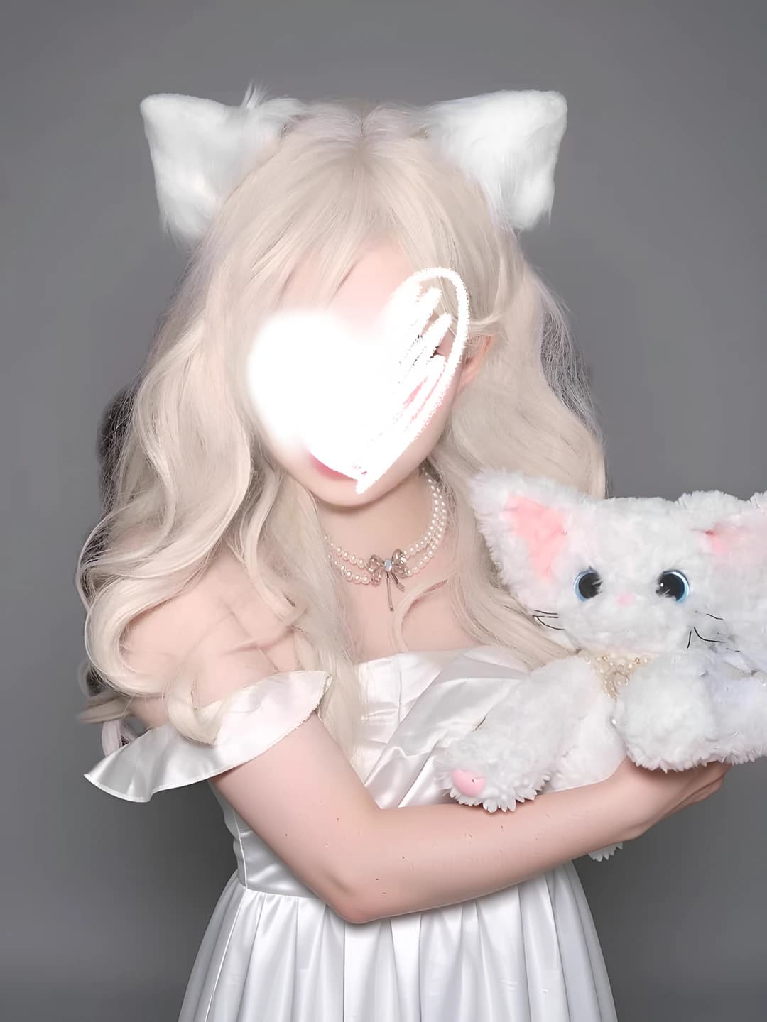 Women's white fluffy cat ear hair clips and combs in lolita style for cosplay