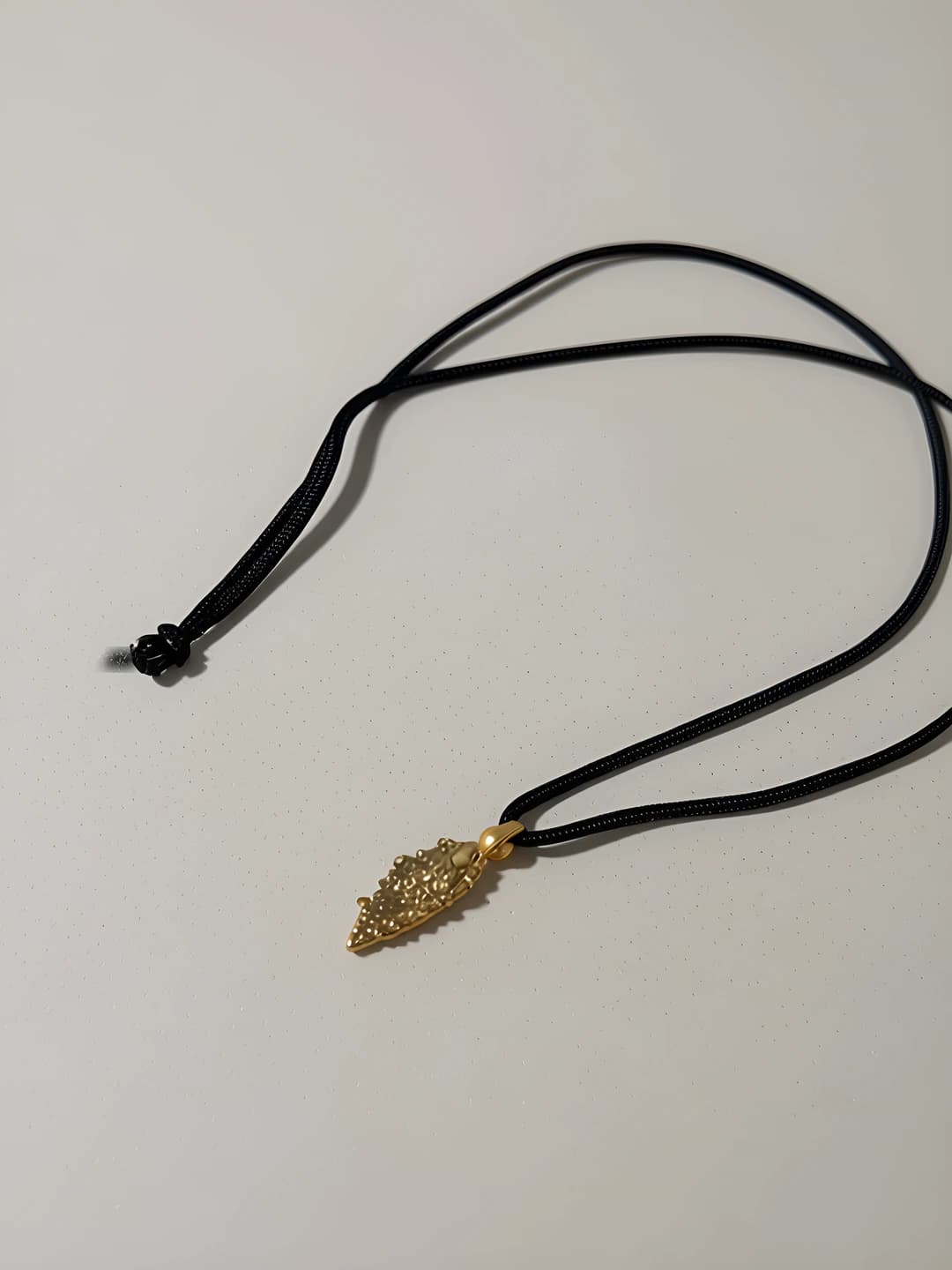 Frozen gold bar necklace