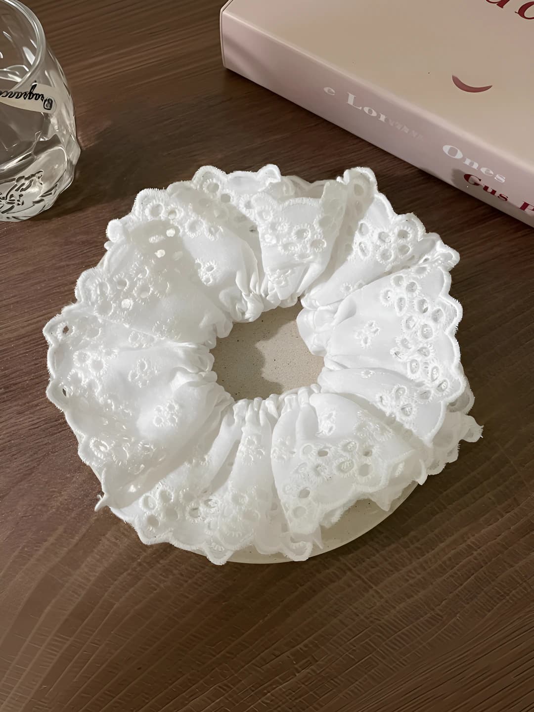 1# White embroidery lace
