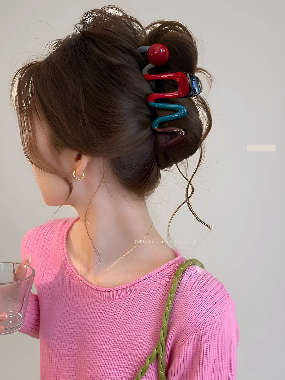 Red-blue wavy clip ~11 cm