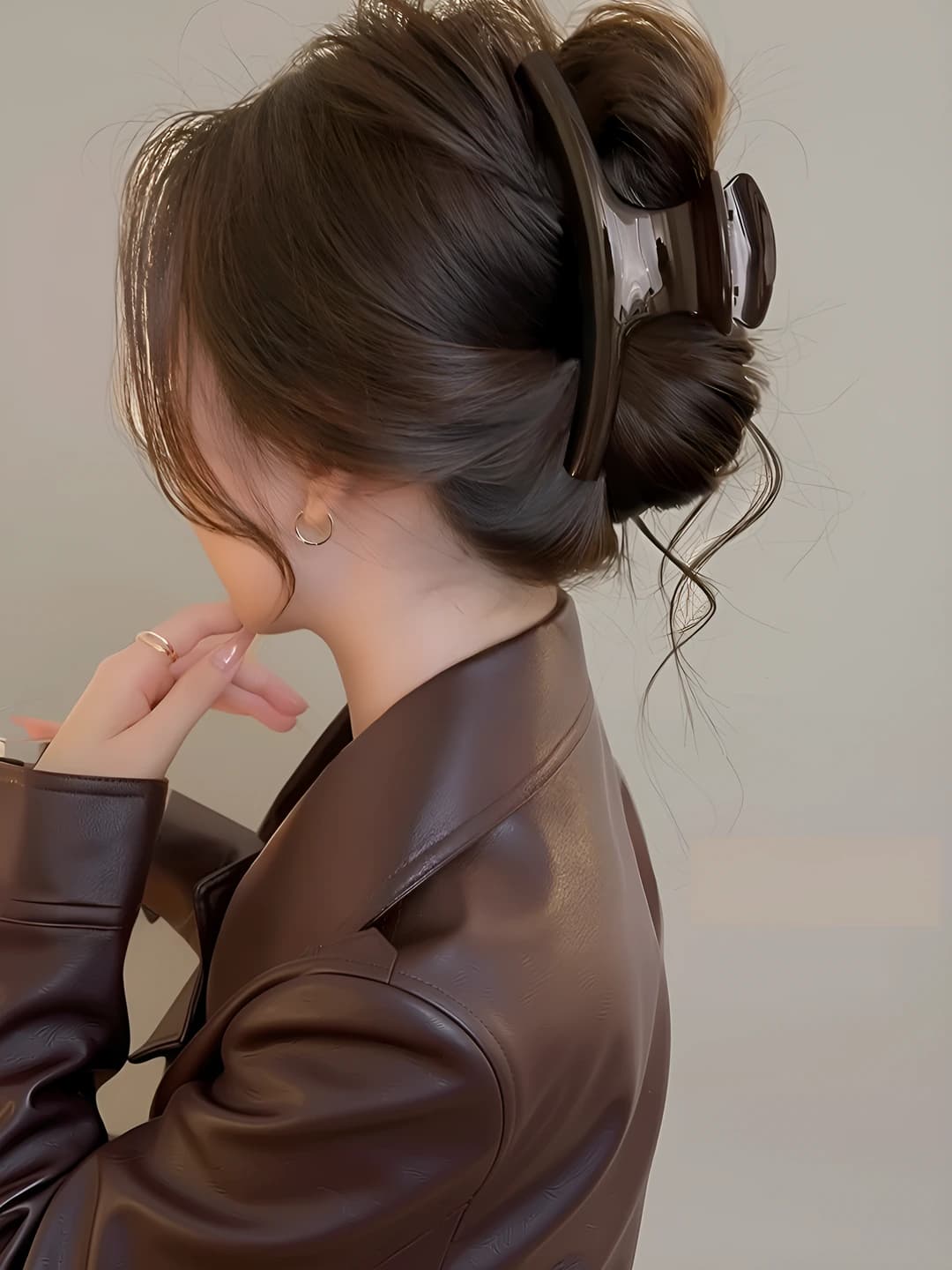 Chocolate brown clip 11.5 cm