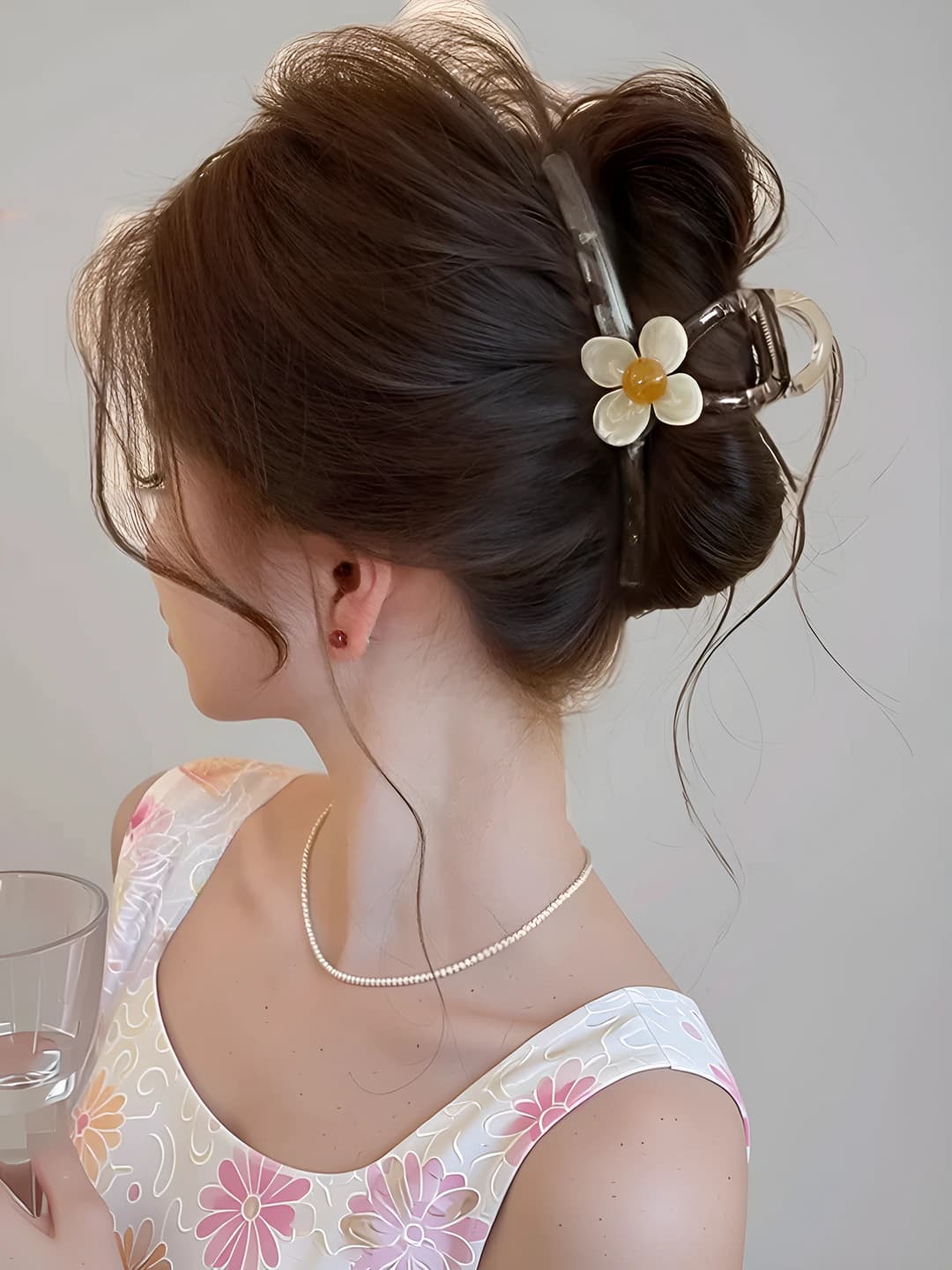3# Beige flower clip 13 cm