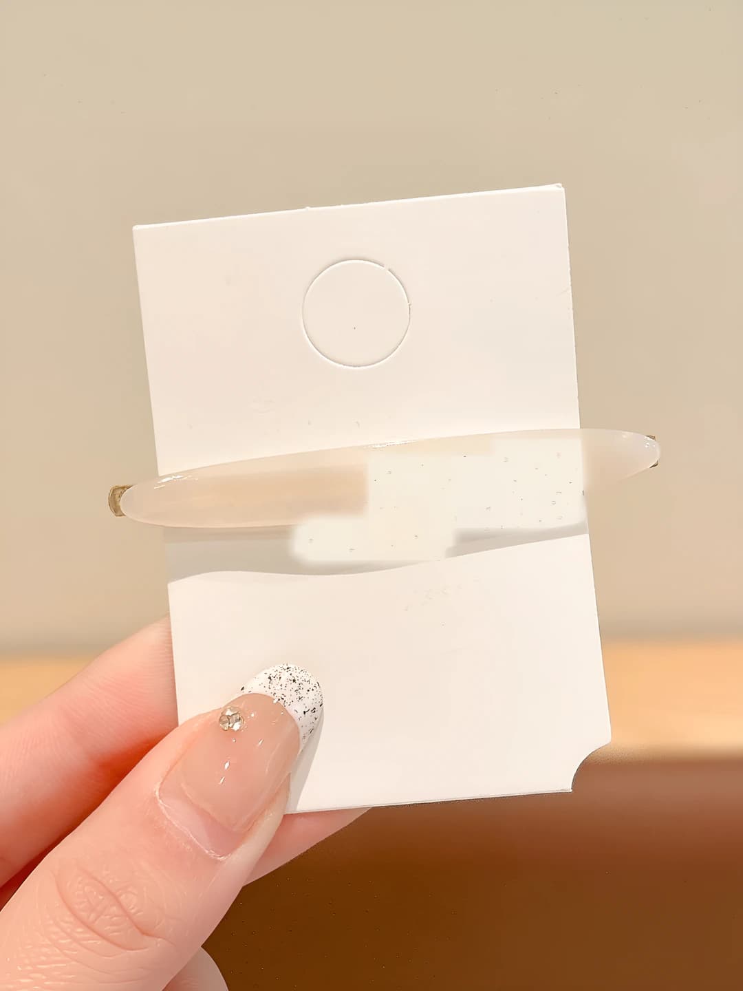 1# Colour-white, ~6.5 cm