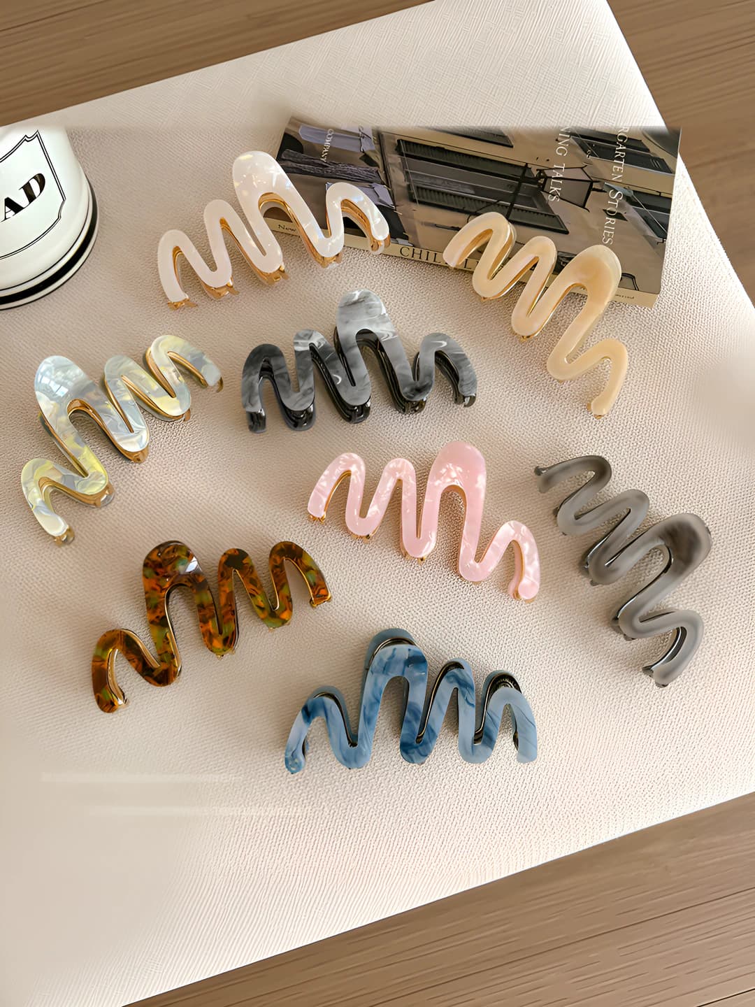 Women's hair clips and combs: 2026 Korean style wavy acetate claw clip
