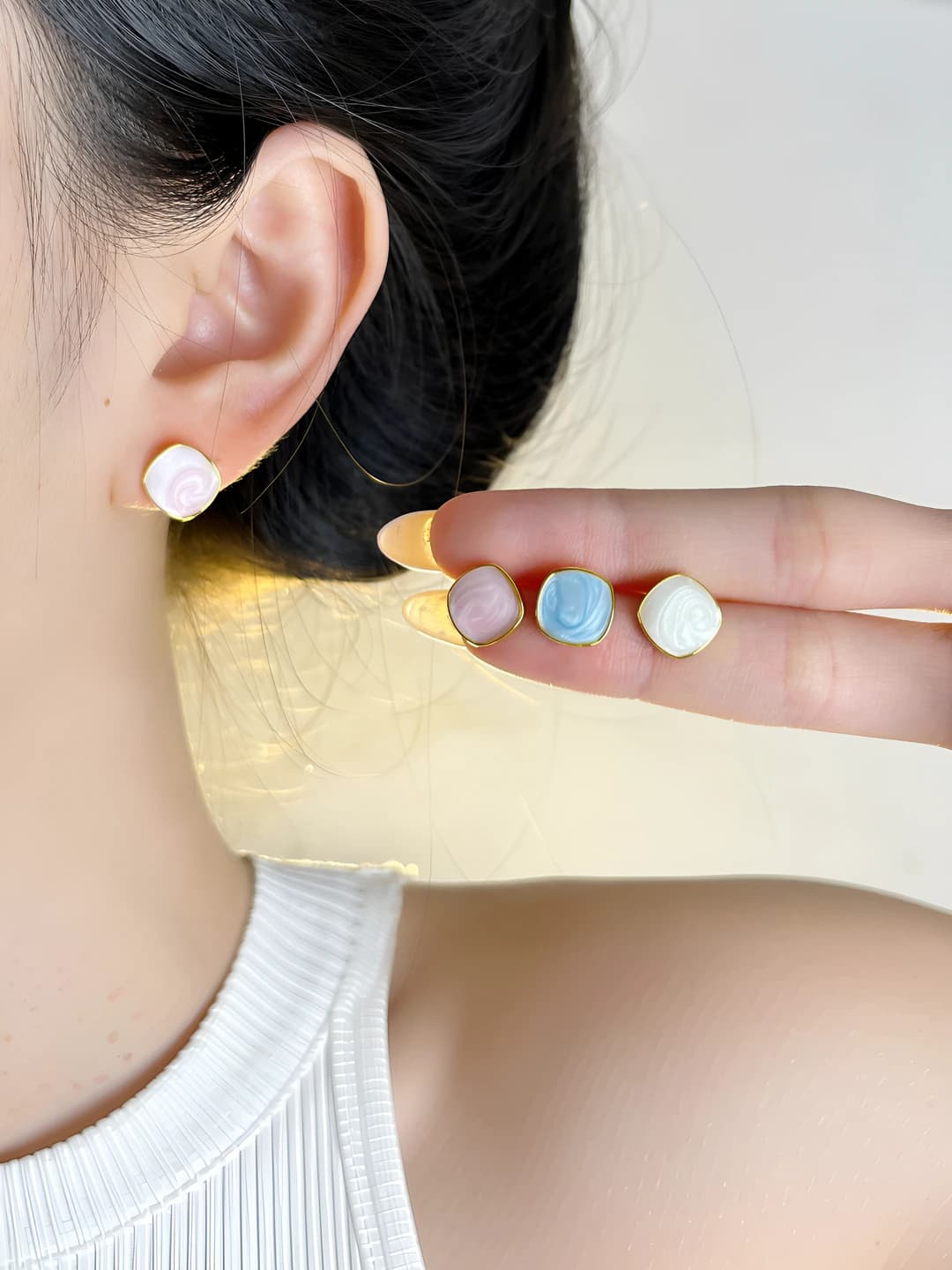 Women's Korean style retro colored enamel small rhombus stud earrings