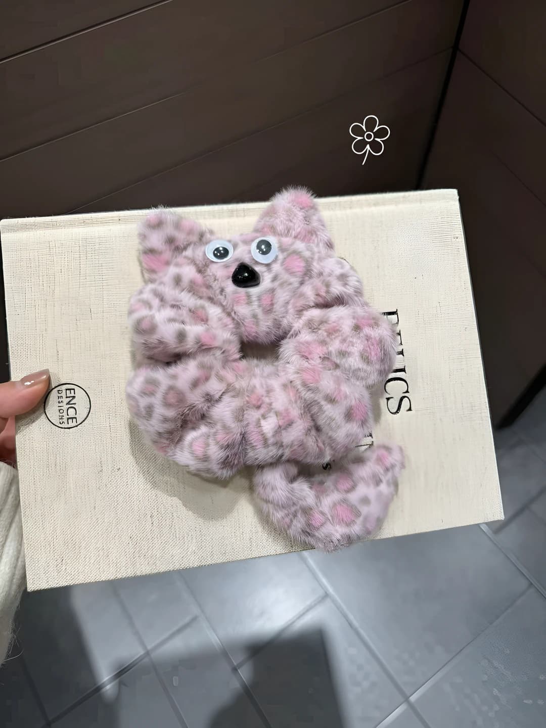 Pink leopard cat (with eyes)