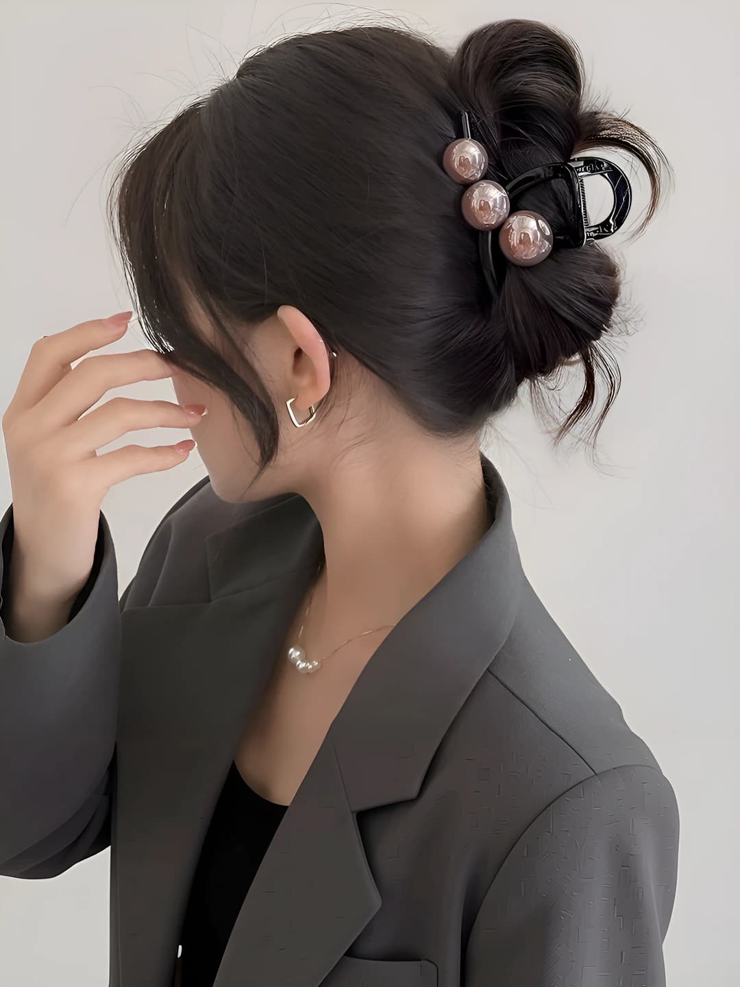 1# Glossy black bg clip, 8 cm, dark coffee pearl