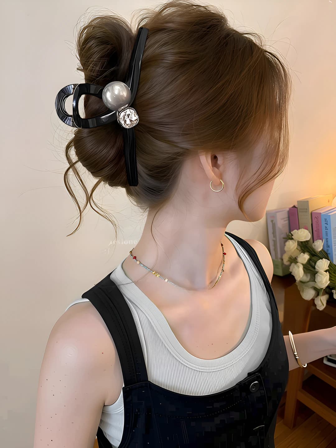 Black PC claw clip with rhinestones - 13 cm