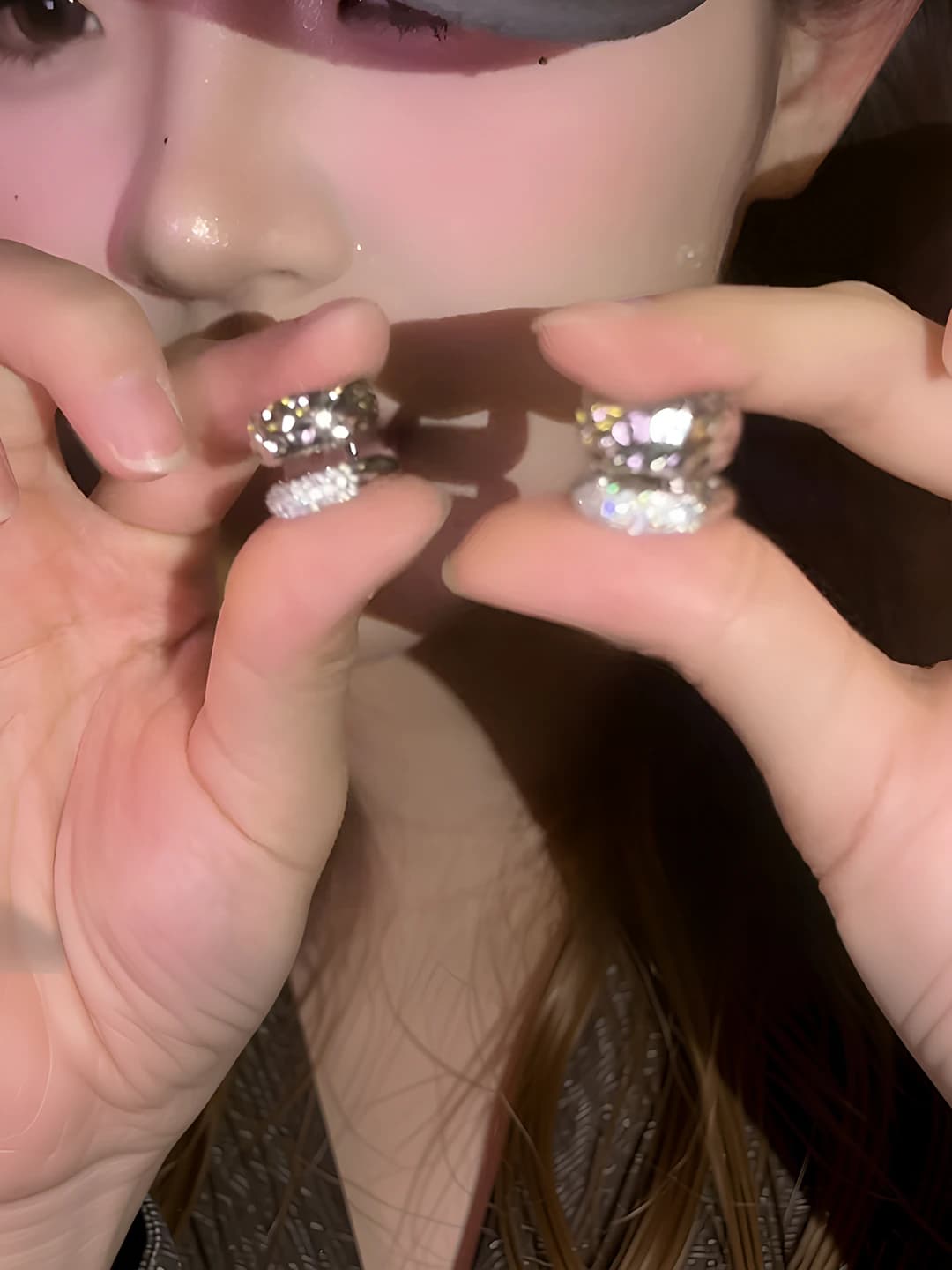 Women's ear clips with micro-set zircon, double-layer metal, geometric design, trendy style earring